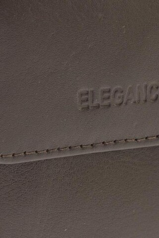 Elegance Paris Small Leather Goods in One size in Brown