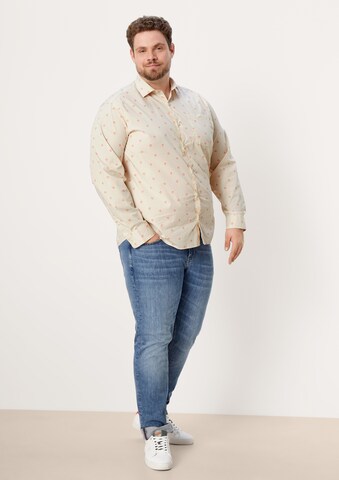 s.Oliver Men Big Sizes جينز مضبوط قميص بلون أبيض