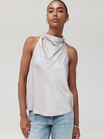 Top di Next in argento: frontale
