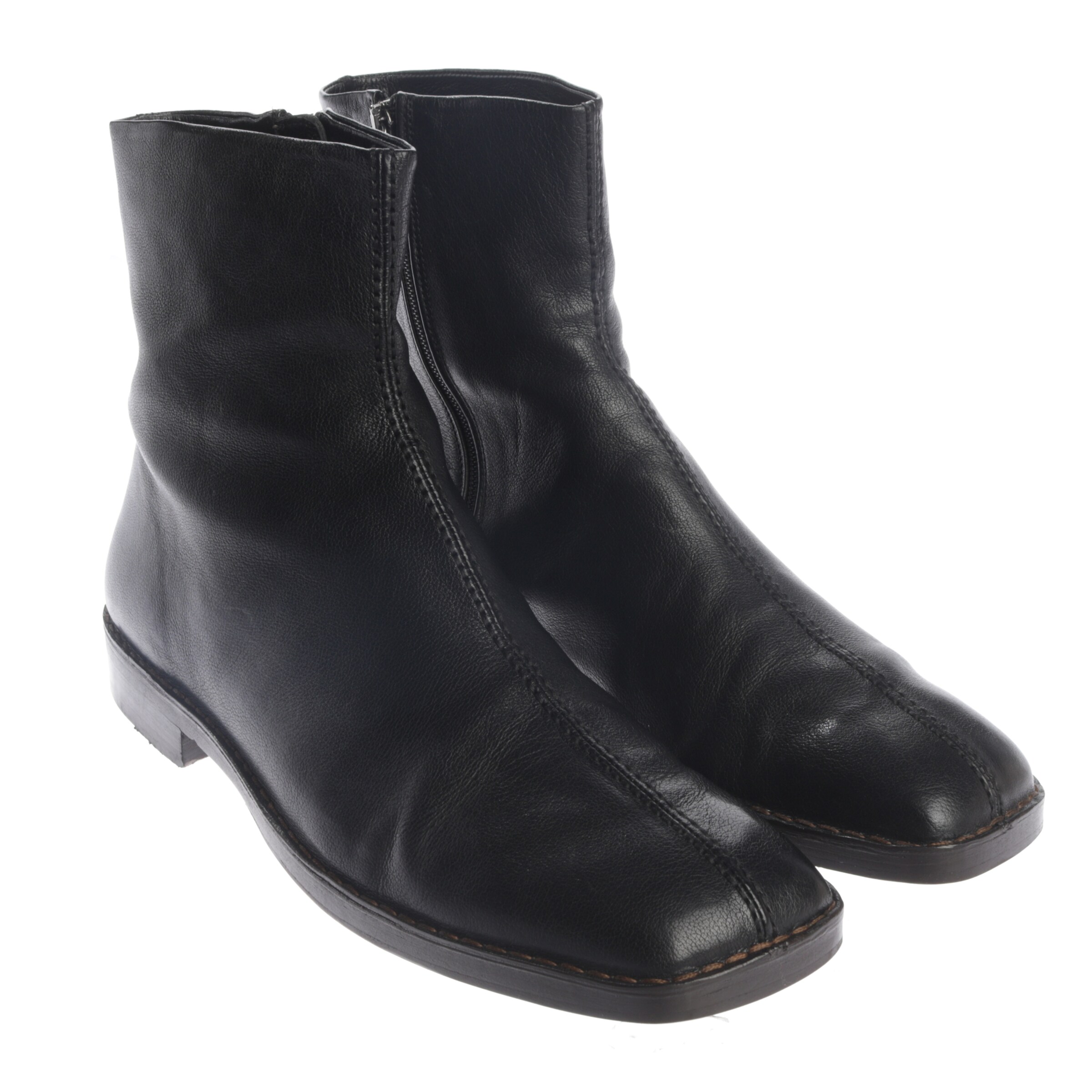 Lemaire Anke & Mid-Calf Boots in 45 in Black: front