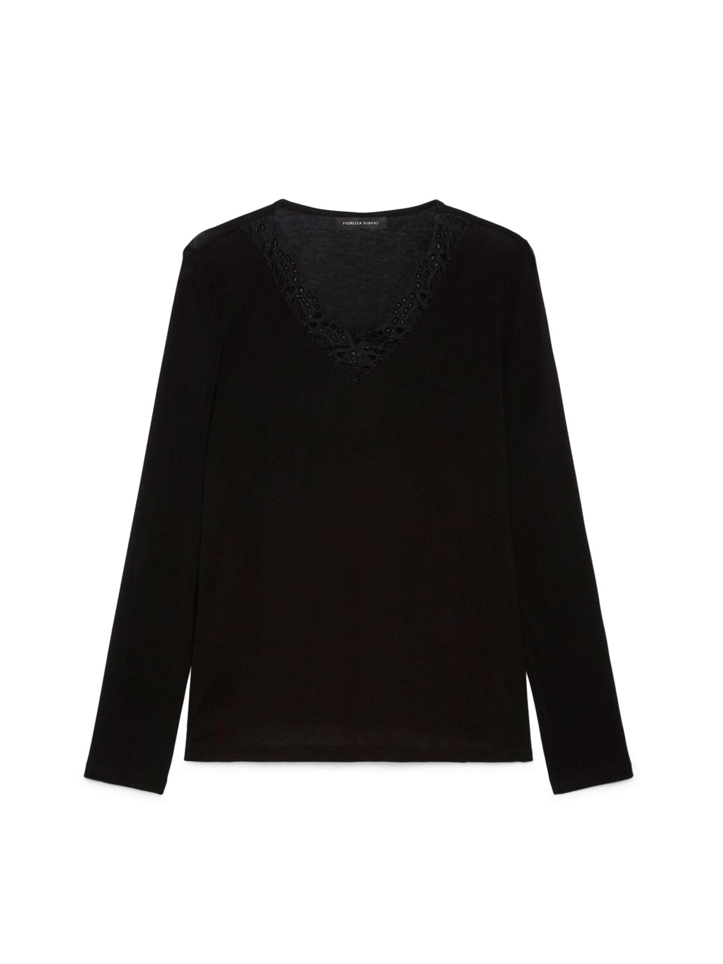Top di Fiorella Rubino in nero: frontale