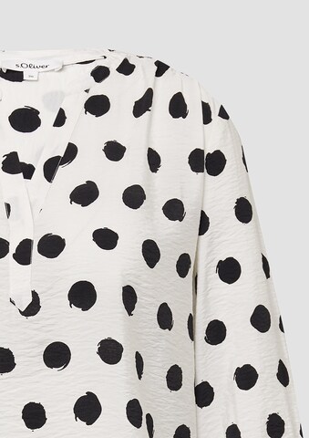 s.Oliver Blouse in Beige