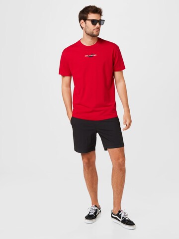 T-Shirt HOLLISTER en rouge