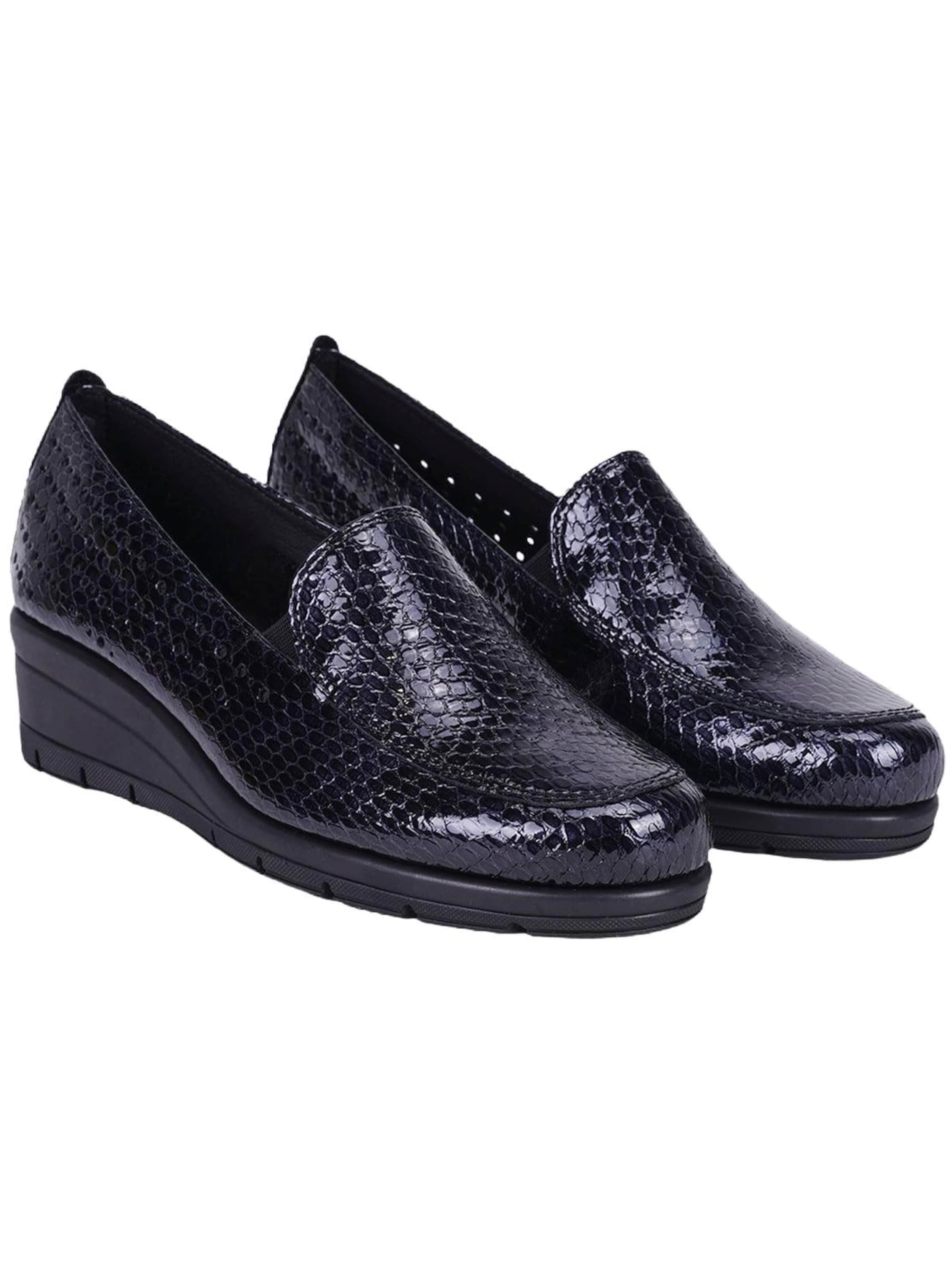 Desa Low shoe 'Niedrige Schuhe' in Black: front