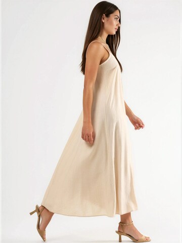 Busem - Vestido em bege