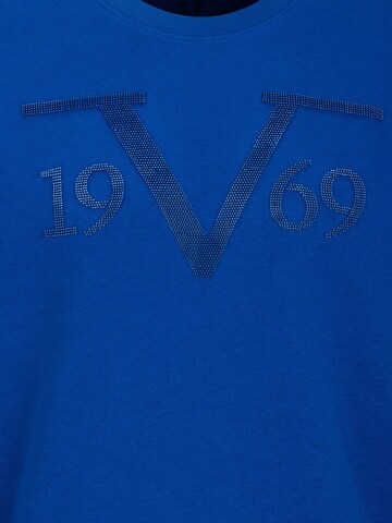 19V69 ITALIA Sweatshirt  'by Versace Billy' in Blau