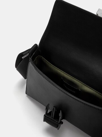 Pull&Bear Tasche in Schwarz