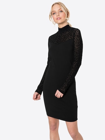 Urban Classics Dress in Black: front