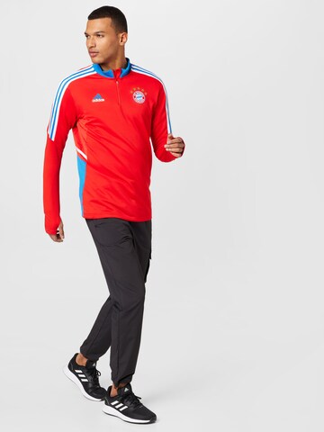 ADIDAS SPORTSWEAR - Camisa funcionais 'Fc Bayern Condivo 22' em vermelho