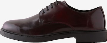 NextCipele na vezanje - crvena boja: prednji dio