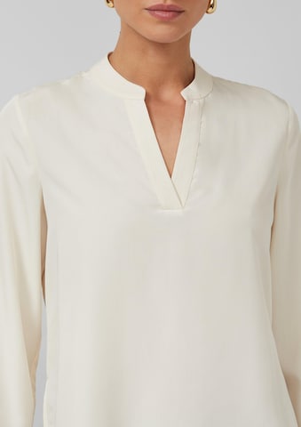 s.Oliver Blouse in Beige