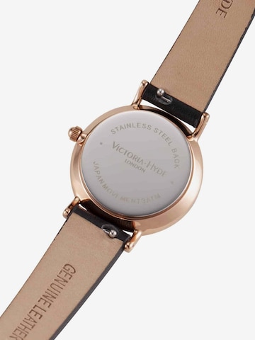 Victoria Hyde Analog Watch in Green