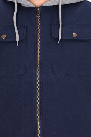 elmwood Vest in Blue