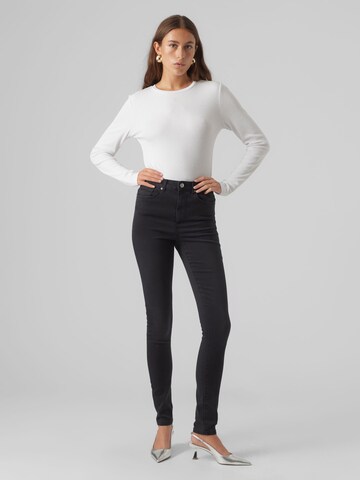 VERO MODA Skinny Farkut 'Sophia' värissä harmaa