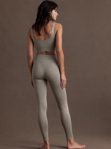 Hey Honey Skinny Leggings in Grey