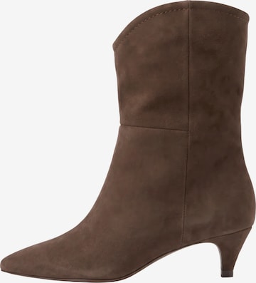 ABOUT YOU Stiefelette 'Jasmin' in Braun: Vorderseite