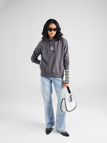 Calvin Klein Jeans Sweatshirt in Grey