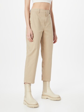 GAP Regular Broek in Beige: voorkant