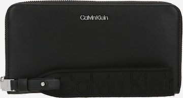 Calvin Klein - Cartera 'Gracie' en negro: frente