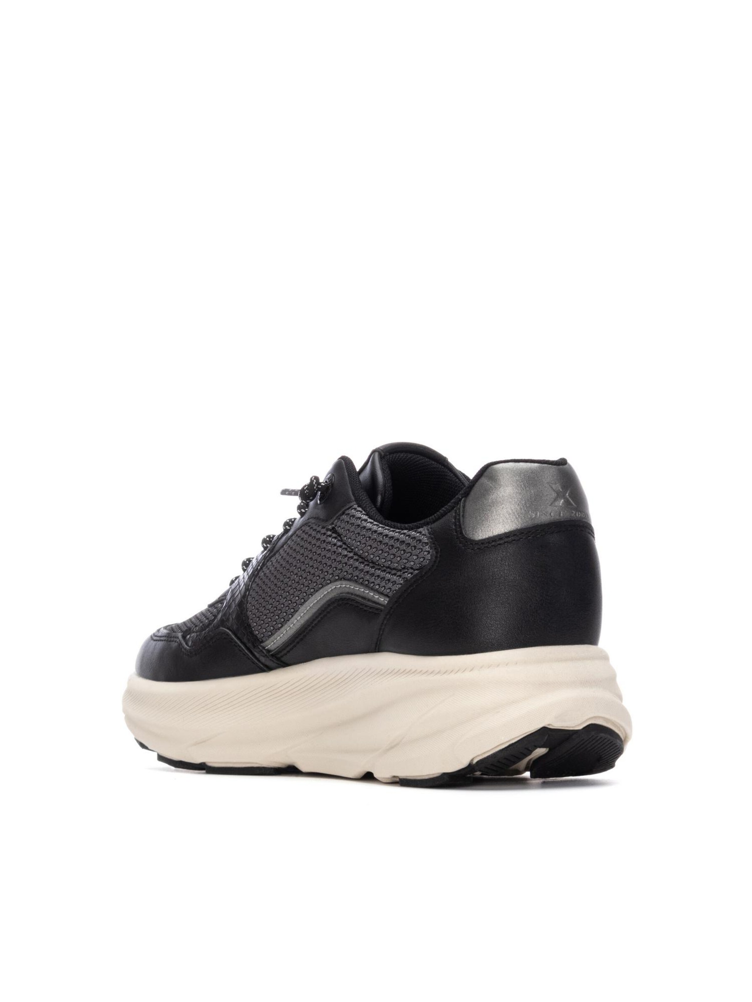 Xti Athletic Shoes '14468603' in Black
