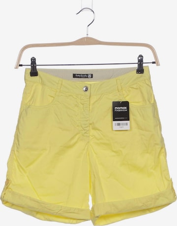Betty Barclay Shorts in S in Yellow: front