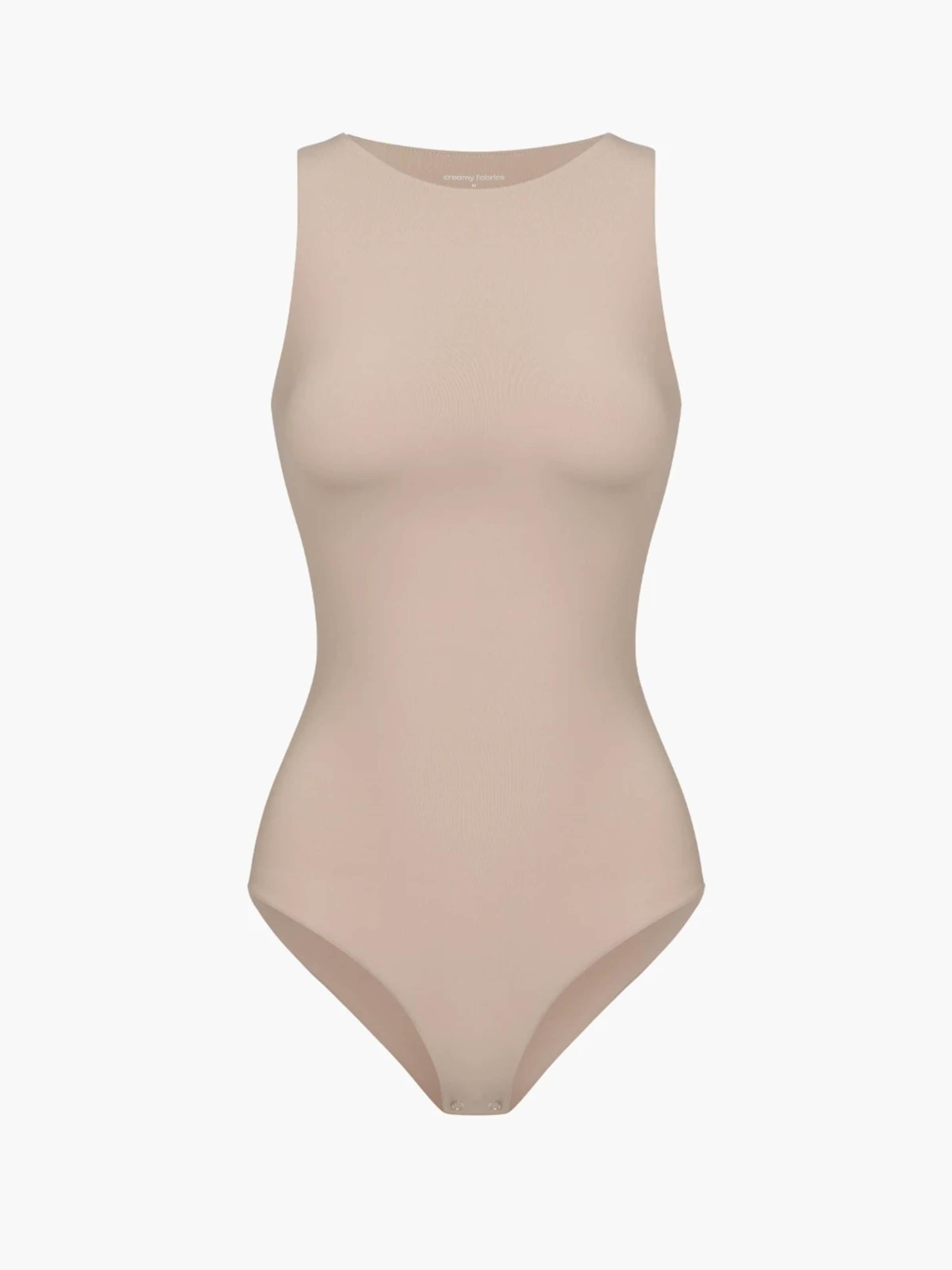 Body modellante 'Crew Neck Bodysuit String' di cfab (formerly creamy fabrics) in beige: frontale