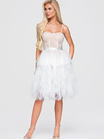Rochie de seară de la Ombre pe alb