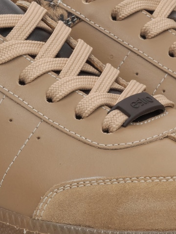 Estro Slip On '09-3223'‌‌‌‌‌ in Braun