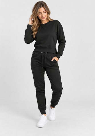 Elara Set in Black