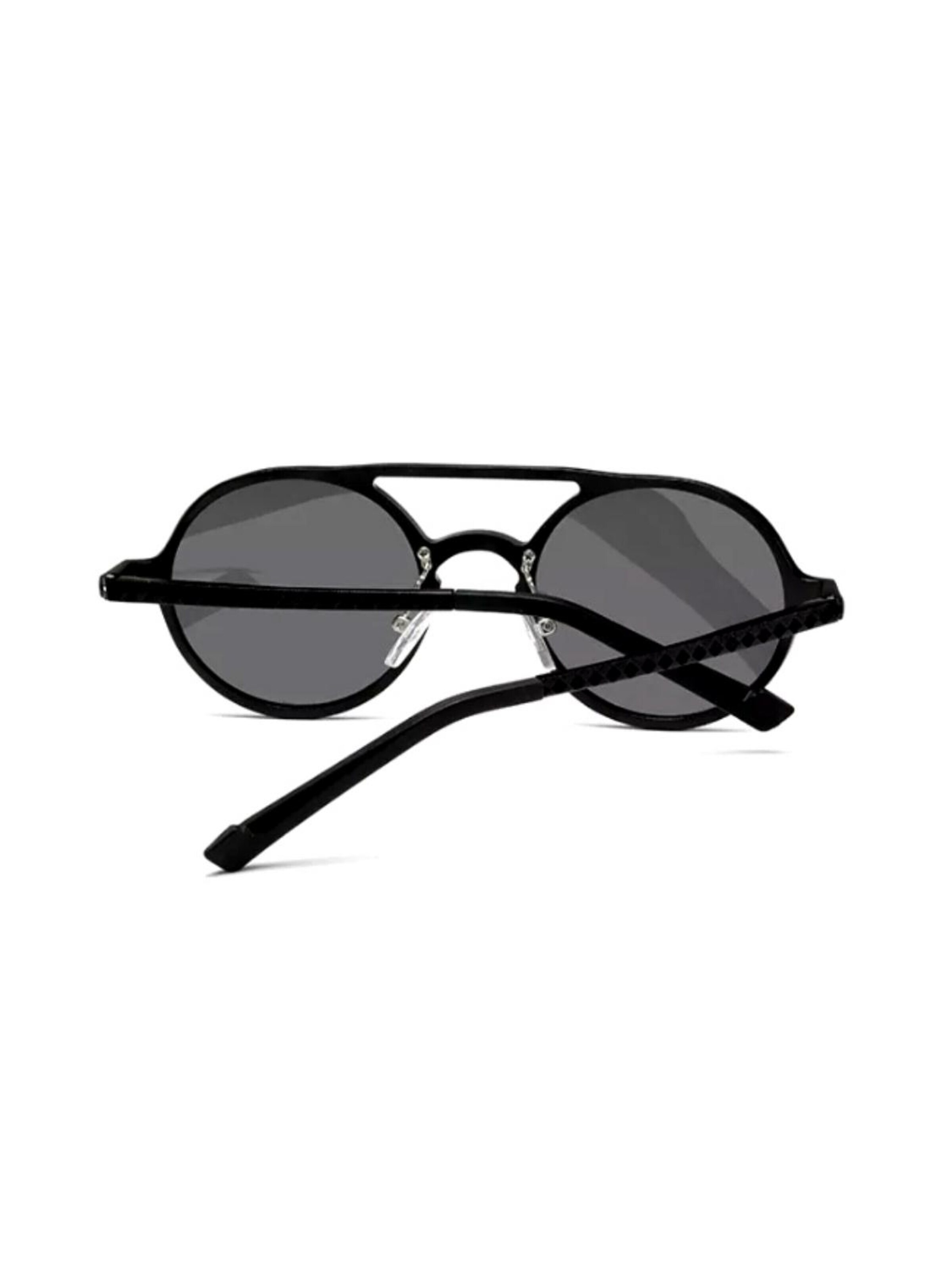 VEYREY Sunglasses in Black
