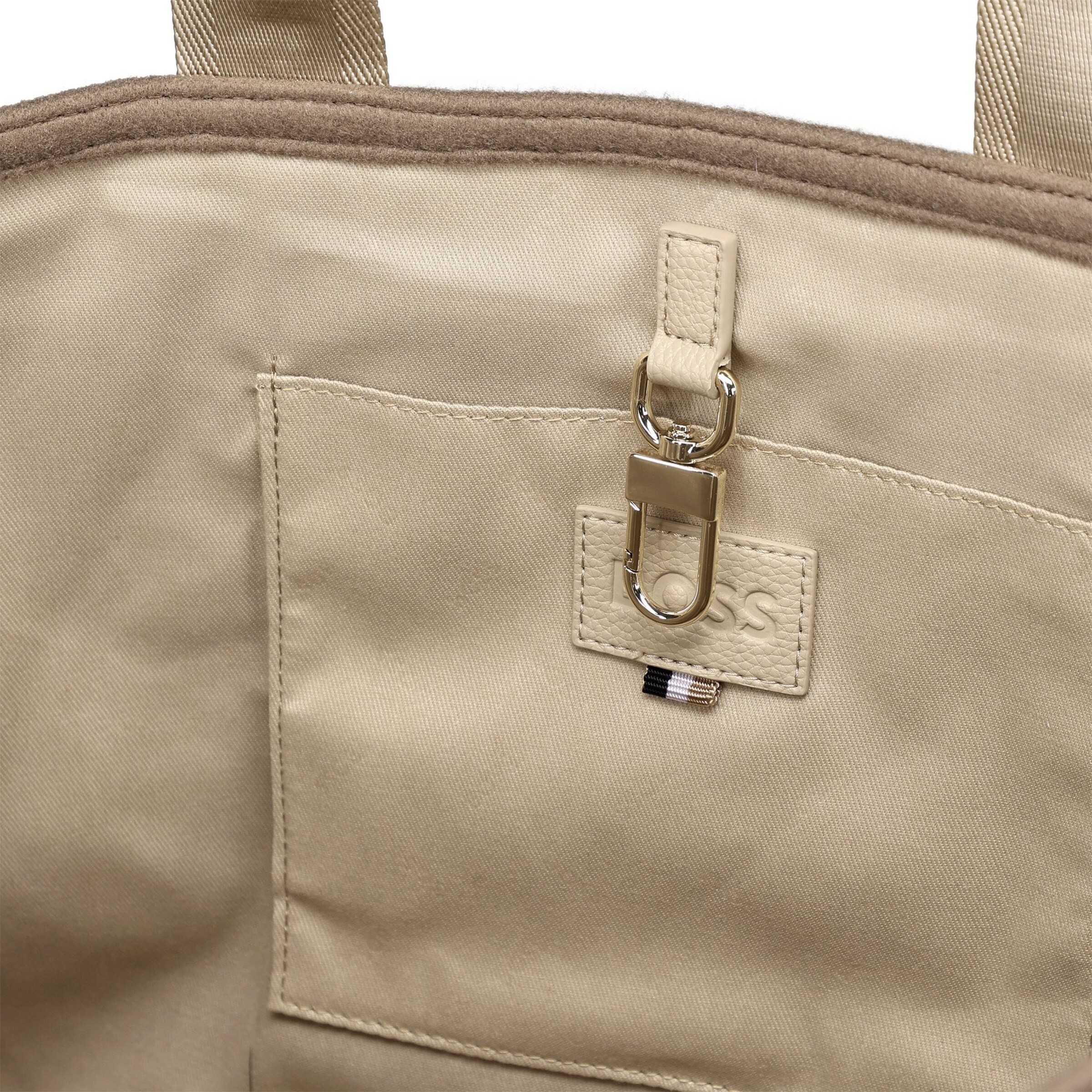 BOSS Shopper in Bruin