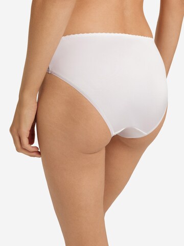 Hanro Slip ' Satin Deluxe ' in White