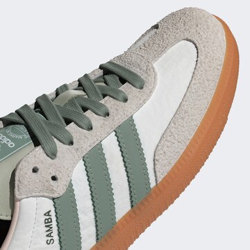 ADIDAS ORIGINALS Matalavartiset tennarit 'Samba OG' värissä valkoinen