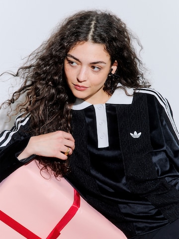 ADIDAS ORIGINALS Тениска в черно