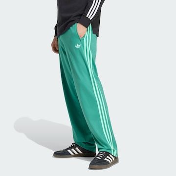 regular Pantaloni 'Firebird' di ADIDAS ORIGINALS in verde: frontale