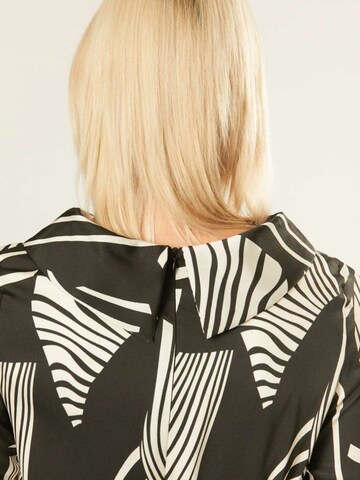 Quiosque - Vestido em preto