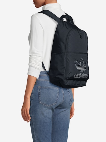 ☆adidas☆ Adicolor backpack ADIDAS ORIGINALS Backpack 'Adicolor' in Black | ABOUT YOU
