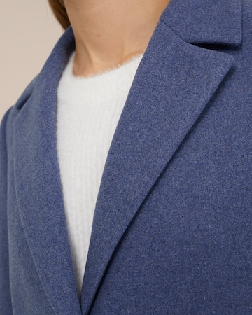 WE Fashion Between-seasons coat in Blue