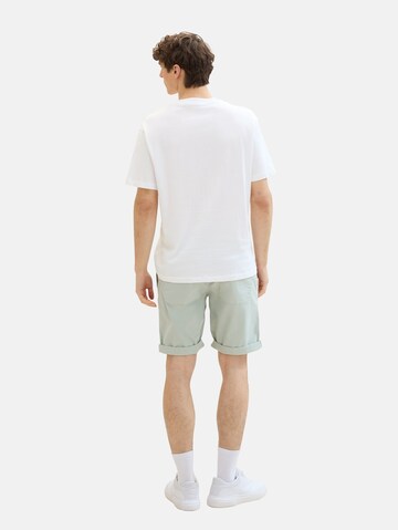 TOM TAILOR DENIM Regular Shorts in Grün