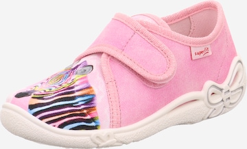 SUPERFIT - Zapatillas de casa 'BELINDA' en rosa: frente