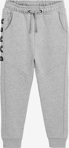 Baker by Ted Baker Tapered Housut värissä harmaa: etupuoli