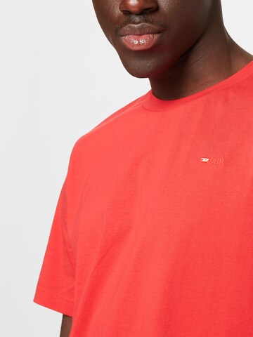 T-Shirt DIESEL en rouge