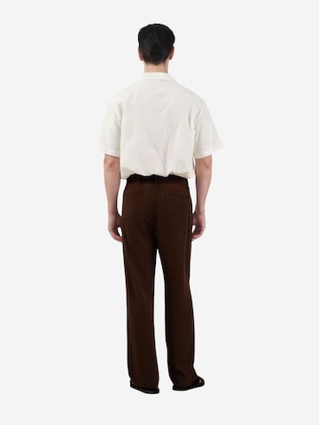 Regular Pantalon à pince Giesto en marron