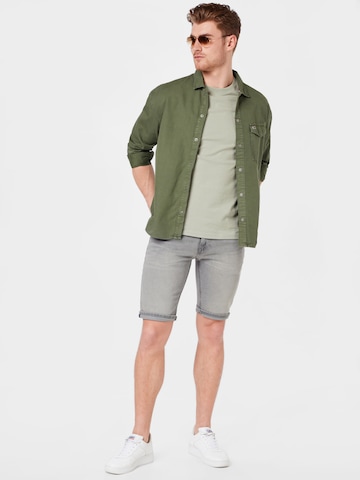 Tommy Jeans Slimfit Shorts 'Ronnie' in Grau