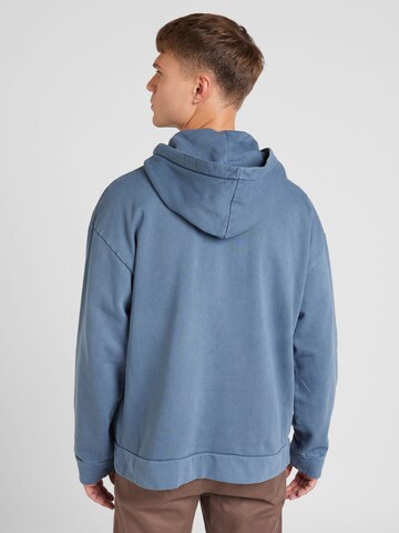 TOPMAN Sweatshirt in Blau