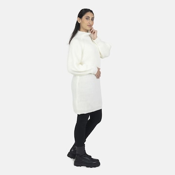 Robes en maille Elara en blanc