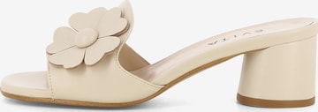 EVITA Muiltjes 'DORI' in Beige: voorkant