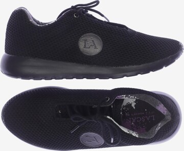 LASCANA Sneakers & Trainers in 39 in Black: front