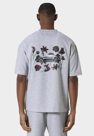 T-Shirt 'Bloom Torque' Pas De Monaco en gris : devant
