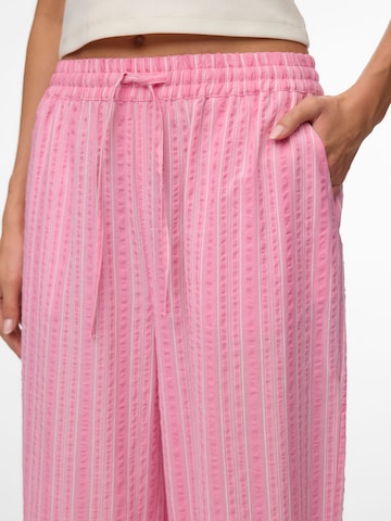 Regular Pantalon 'VMELENA' VERO MODA en rose